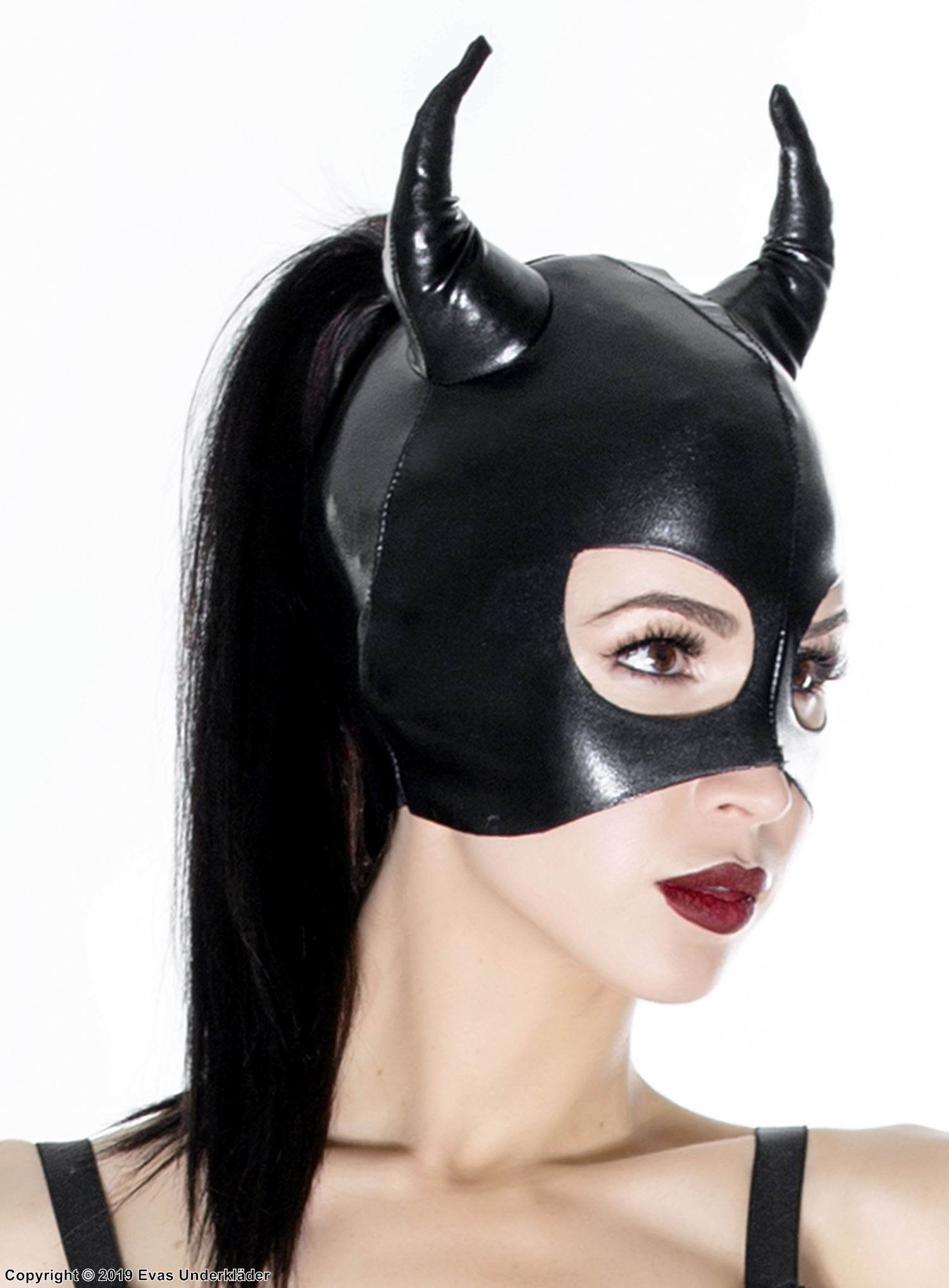 Female devil, costume mask, wet look, horns